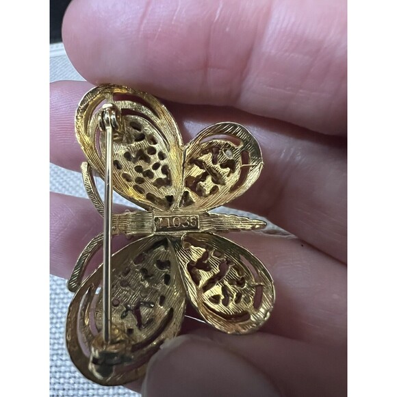 Vintage Butterfly Brooch Goldtone Rhinestone - Picture 2 of 9